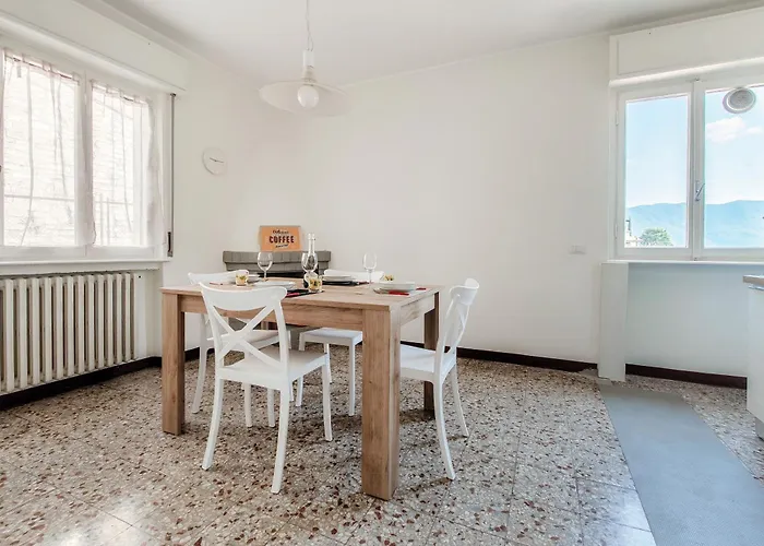 Anna's Balcony On - By Breva Collections Nesso