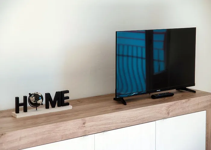 Apartment Anna's Balcony On - By Breva Collections *