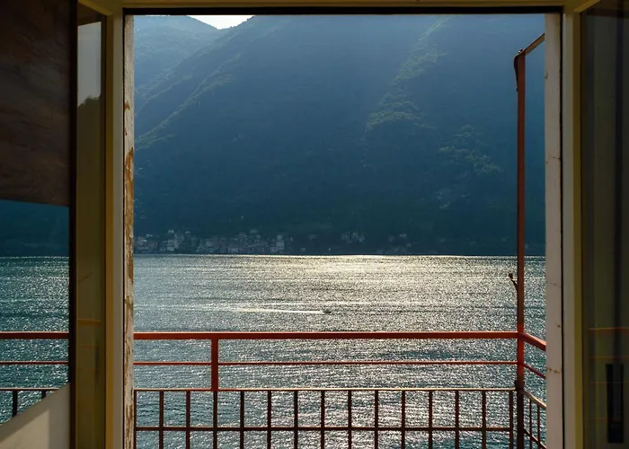 Anna's Balcony On - By Breva Collections * Nesso