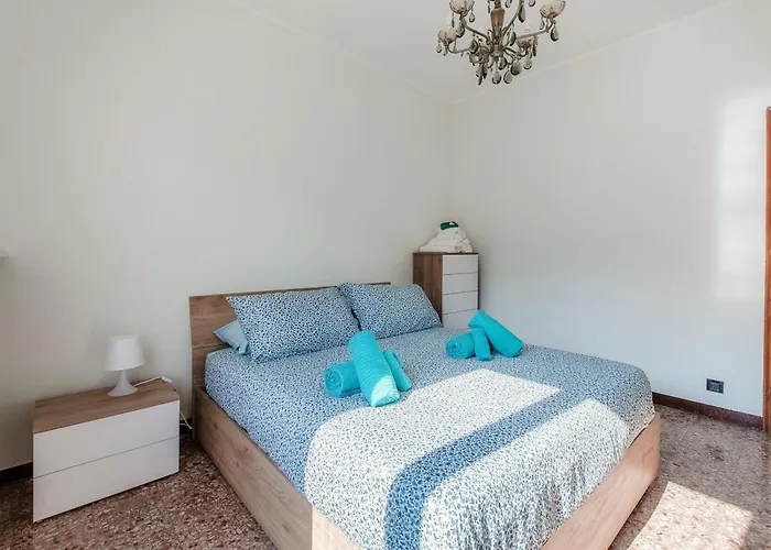 Apartment Anna's Balcony On - By Breva Collections *