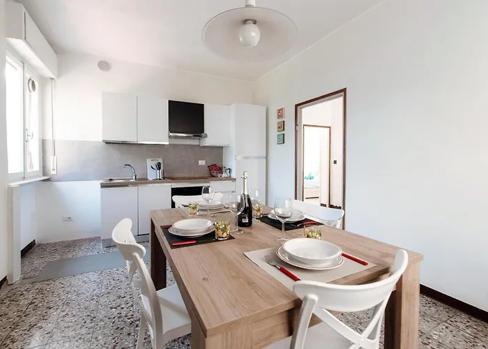 Anna's Balcony On - By Breva Collections Apartment *