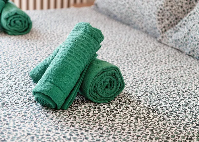 Anna's Balcony On - By Breva Collections Nesso