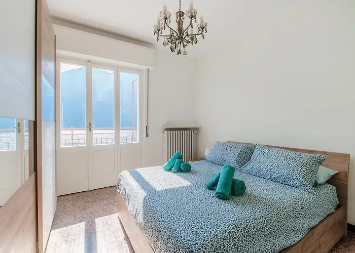 Anna's Balcony On - By Breva Collections Nesso