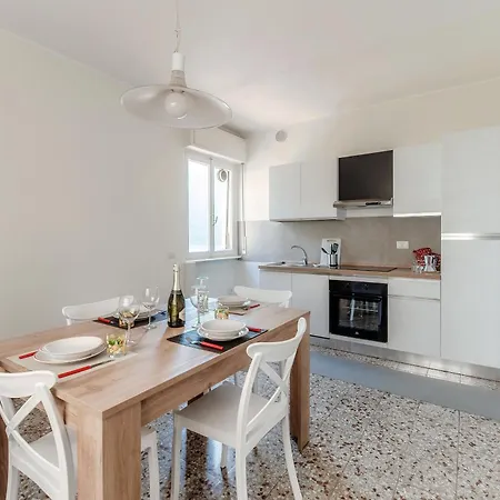 Apartament Anna's Balcony On - By Breva Collections