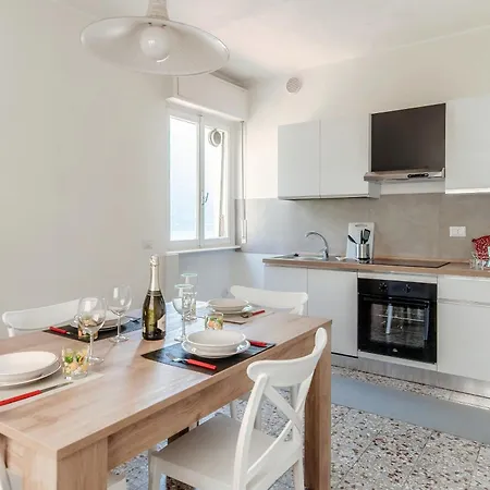 Anna's Balcony On - By Breva Collections Apartament Nesso