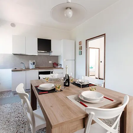 Anna's Balcony On - By Breva Collections Apartament *