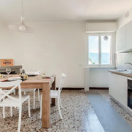 Anna's Balcony On - By Breva Collections * 内索