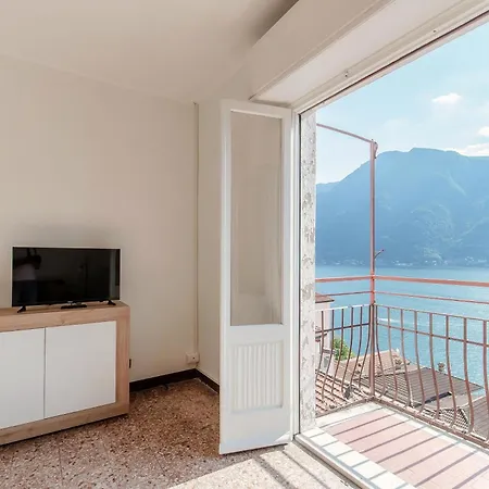 Anna's Balcony On - By Breva Collections Apartament