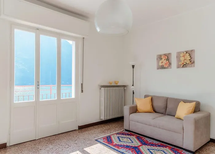 Anna's Balcony On - By Breva Collections Apartmán