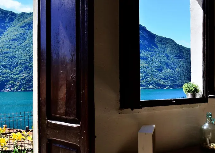 Anna's Balcony On - By Breva Collections * Nesso