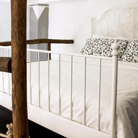 דירה Anna's Balcony On - By Breva Collections *